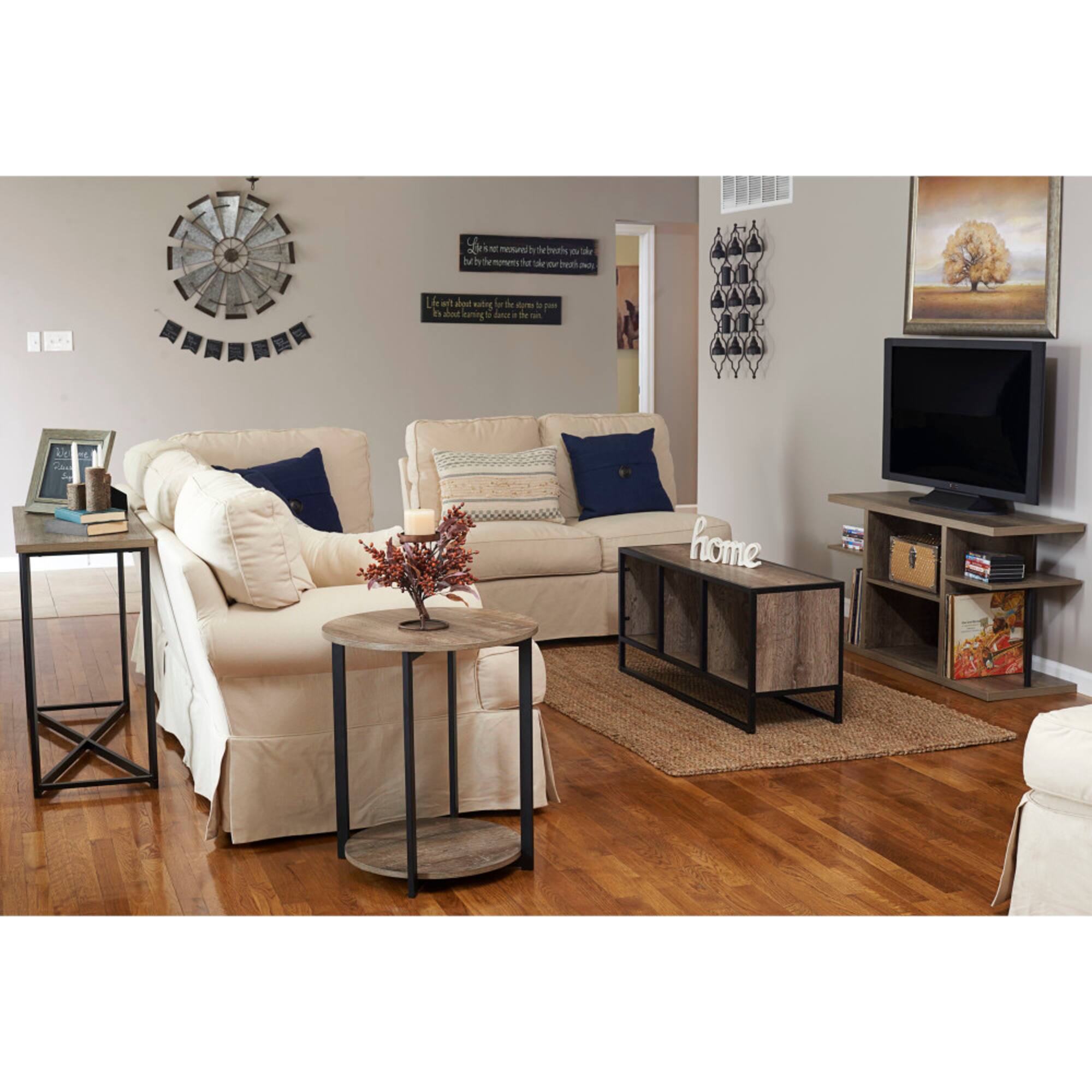Household Essentials Jamestown 24" Round End Table